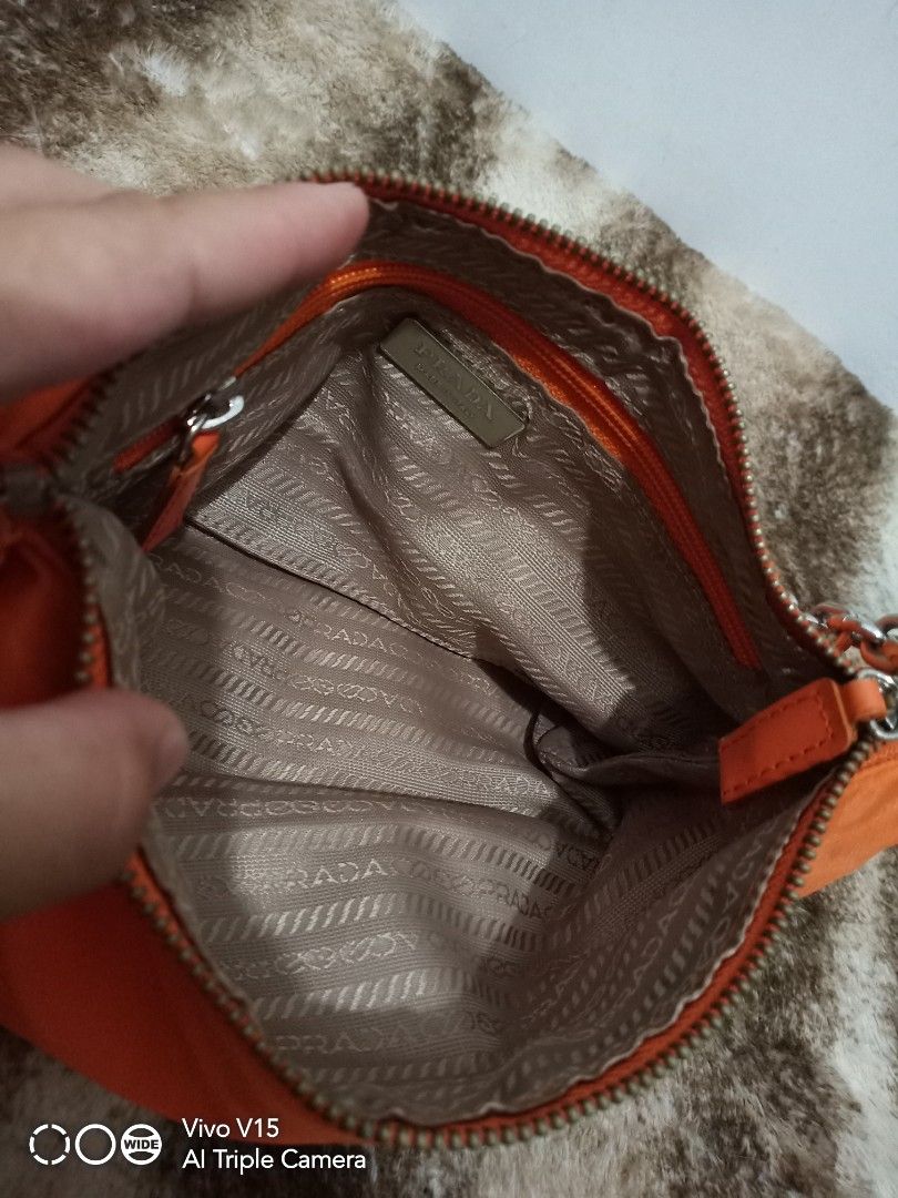Prada kili bag (Category: Luxury Bags & Wallets) located in Tagum. Submitted by luxbagelyas (Listing ID 1237618276, Image 2). Description: with sign of use small size good condition not faded walang bubbles.