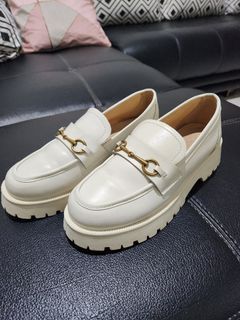 Preloved Loafer kafka the label