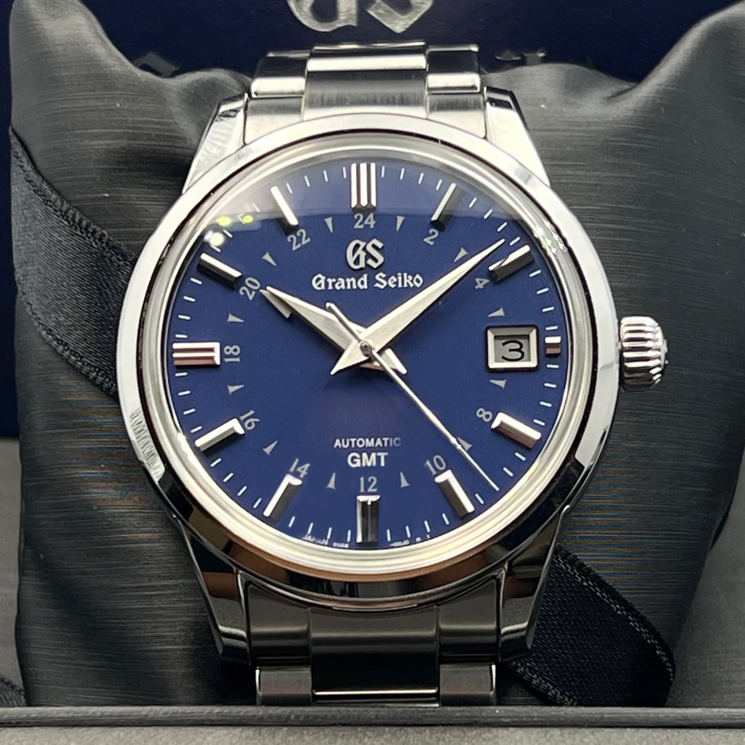 Preowned Grand Seiko GMT Hodinkee LE SBGM239 39.5mm 2021 Luxury