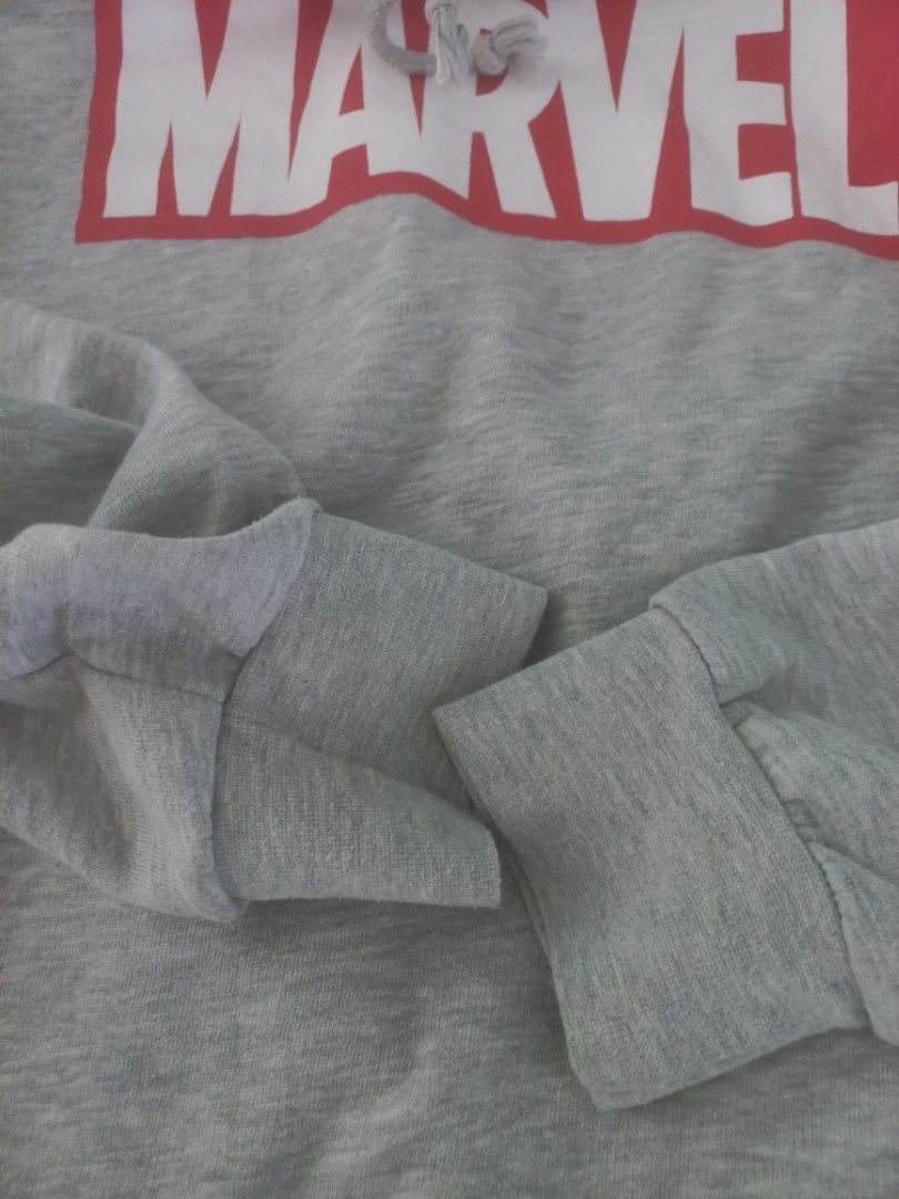 Pull and bear x marvel on Carousell