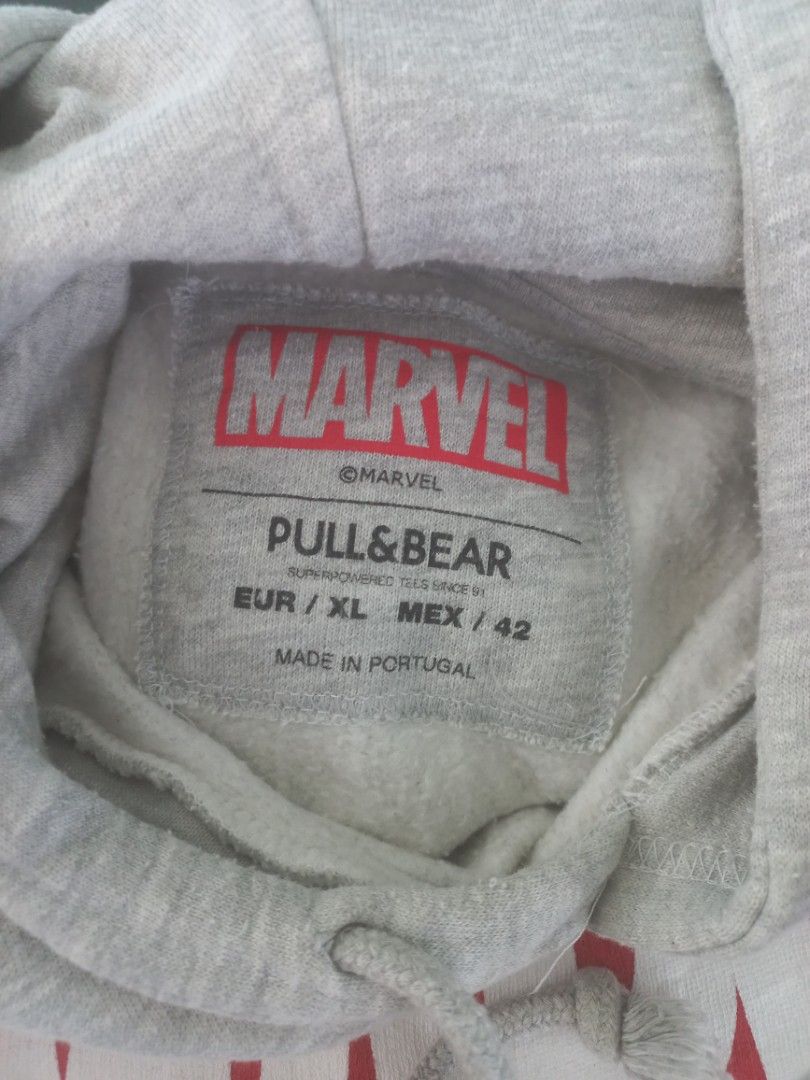 Pull and bear x marvel on Carousell
