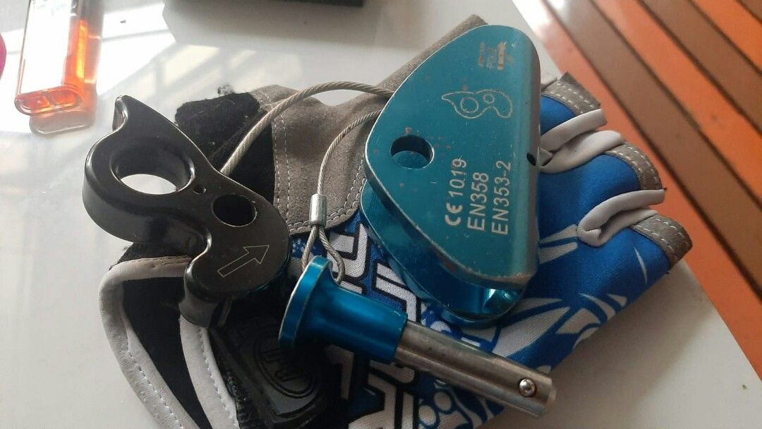 RESCUCENDER NTR ROPE GRAB BACKUP DEVICEASCENDER on Carousell