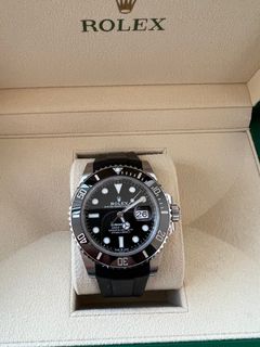 (Category: ) located in . Submitted by watchnerds (Listing ID 1237635436, Image 1). Description: .