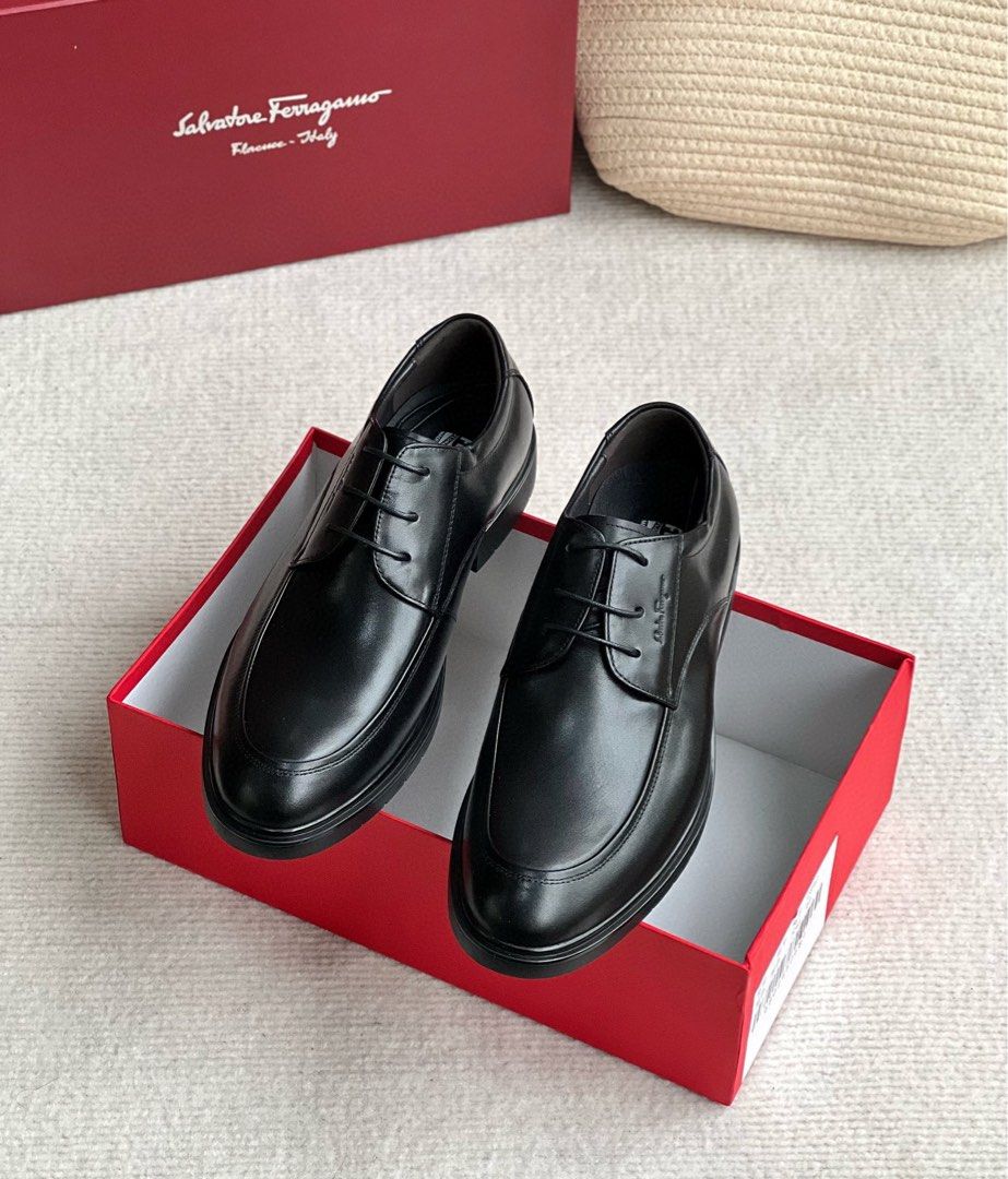 Red ferragamo clearance mens shoes