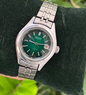 Seiko emerald green dial