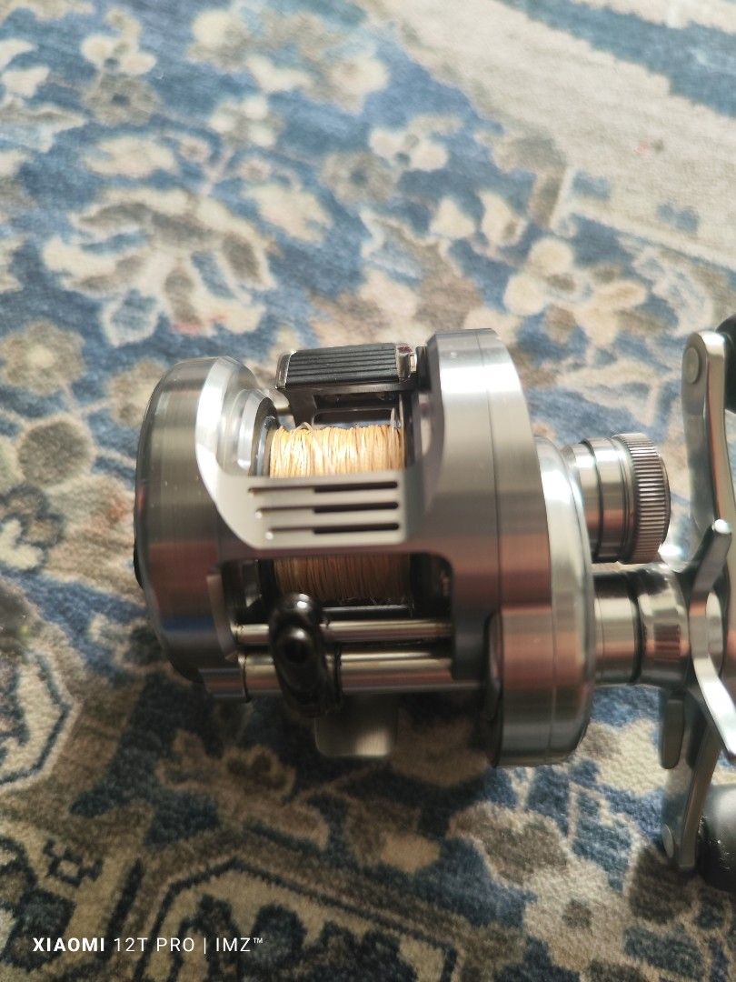 The All New Shimano Stradic 2500 FK Spinning Reel Unboxing and Up Close  Look - GoPro HD 