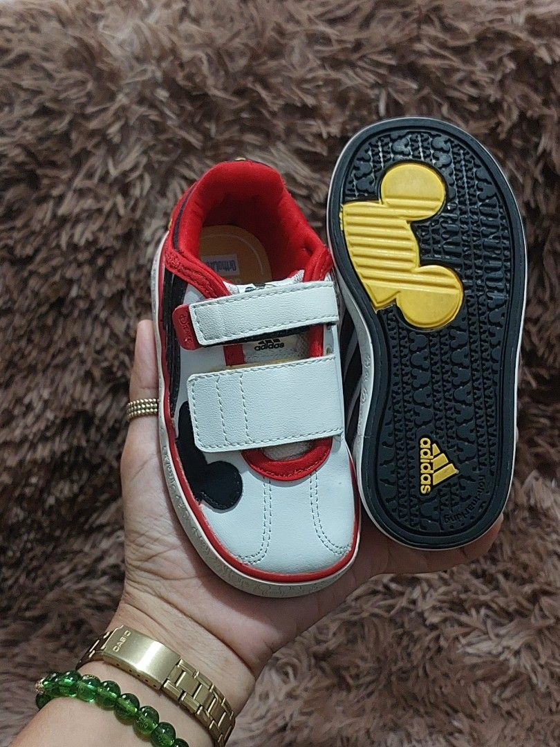 Adidas us 7k size zapatos clearance