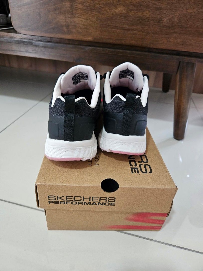 Skechers go online run 3 beige
