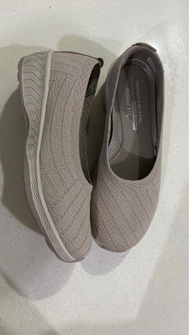 Skechers you luxe slip-on outlet