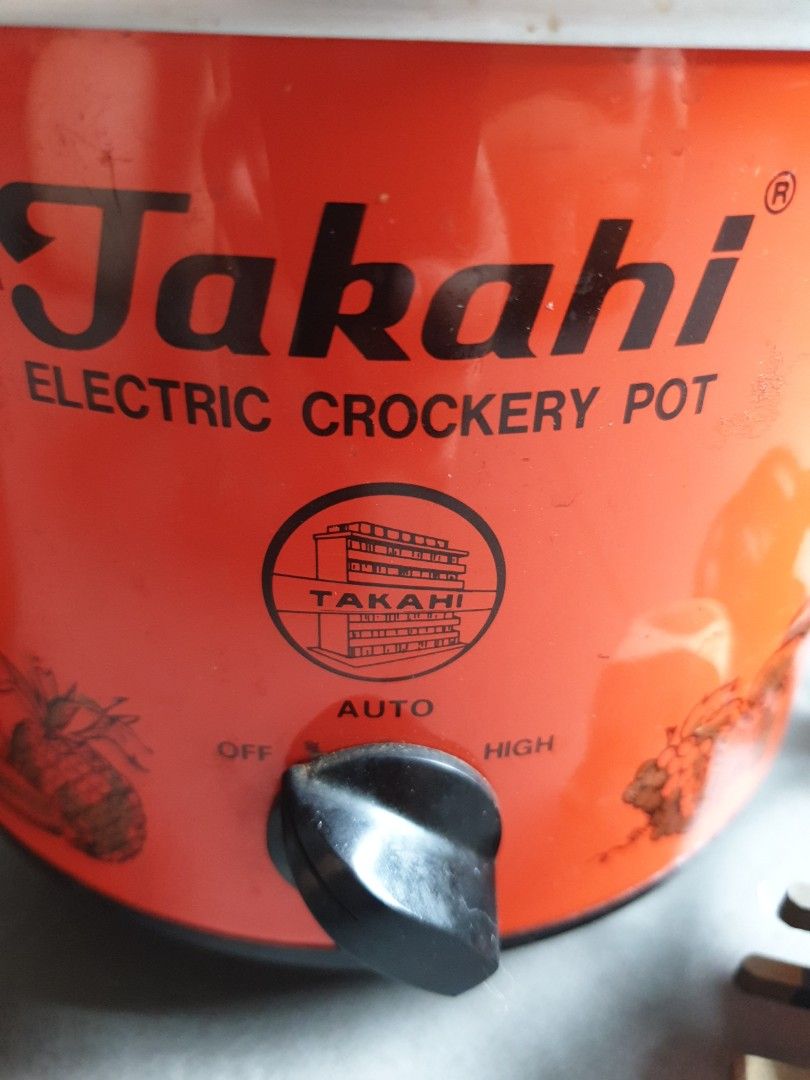 Slow cooker, TV & Home Appliances, Kitchen Appliances, Cookers on Carousell