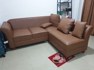 Sofa baru 4 bulan