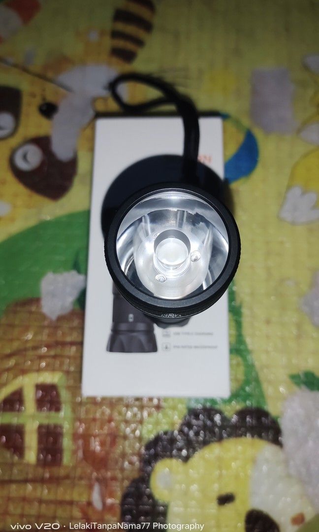 sofirn if19 torch light (Category: Others) located in Kuala Lumpur. Submitted by maxhero77 (Listing ID 1237700443, Image 2). Description: torchlight sofirn if19...siap bagi free extra sambungan harga rm20...kondisi macam baru..minat wasap saya 0129997736 shah..cod kg melayu subang.