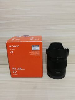 SONY FE 28MM F2 LENS (98% NEW)