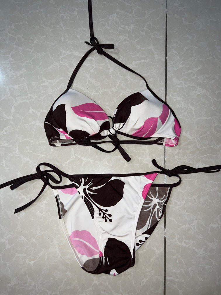 Swimsuit Europe and the United States pure wind strap triangle bikini