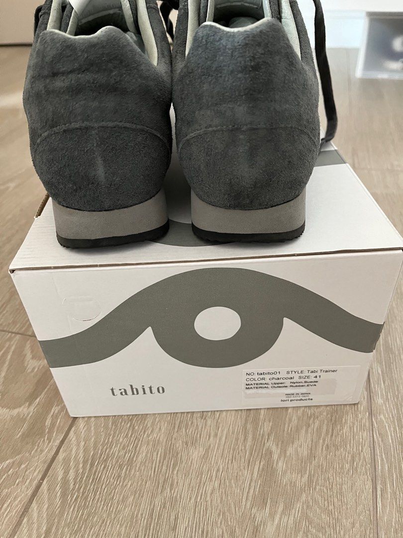 Tabito tabi trainer 炭灰色, 男裝, 鞋, 波鞋- Carousell