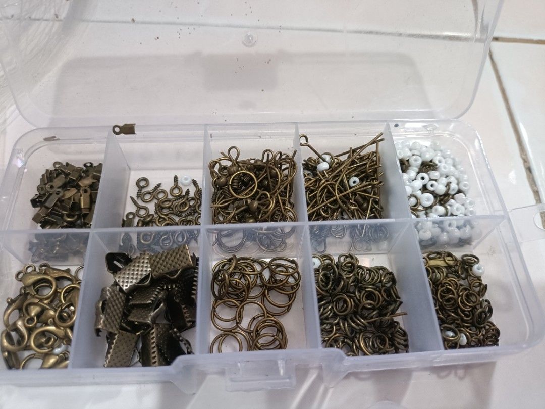 Take all Beads (Category: Craft Supplies & Tools) located in Santa Cruz. Submitted by bookishbb (Listing ID 1237566191, Image 2). Description: .