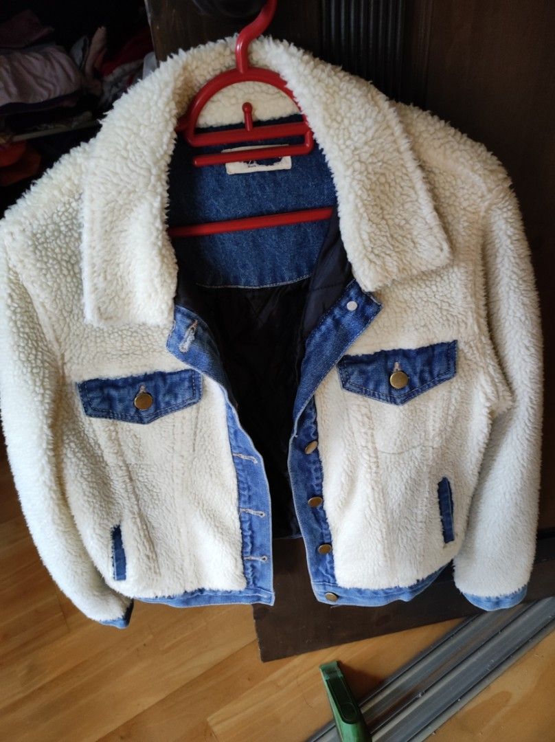 H&m denim hotsell jacket with fur