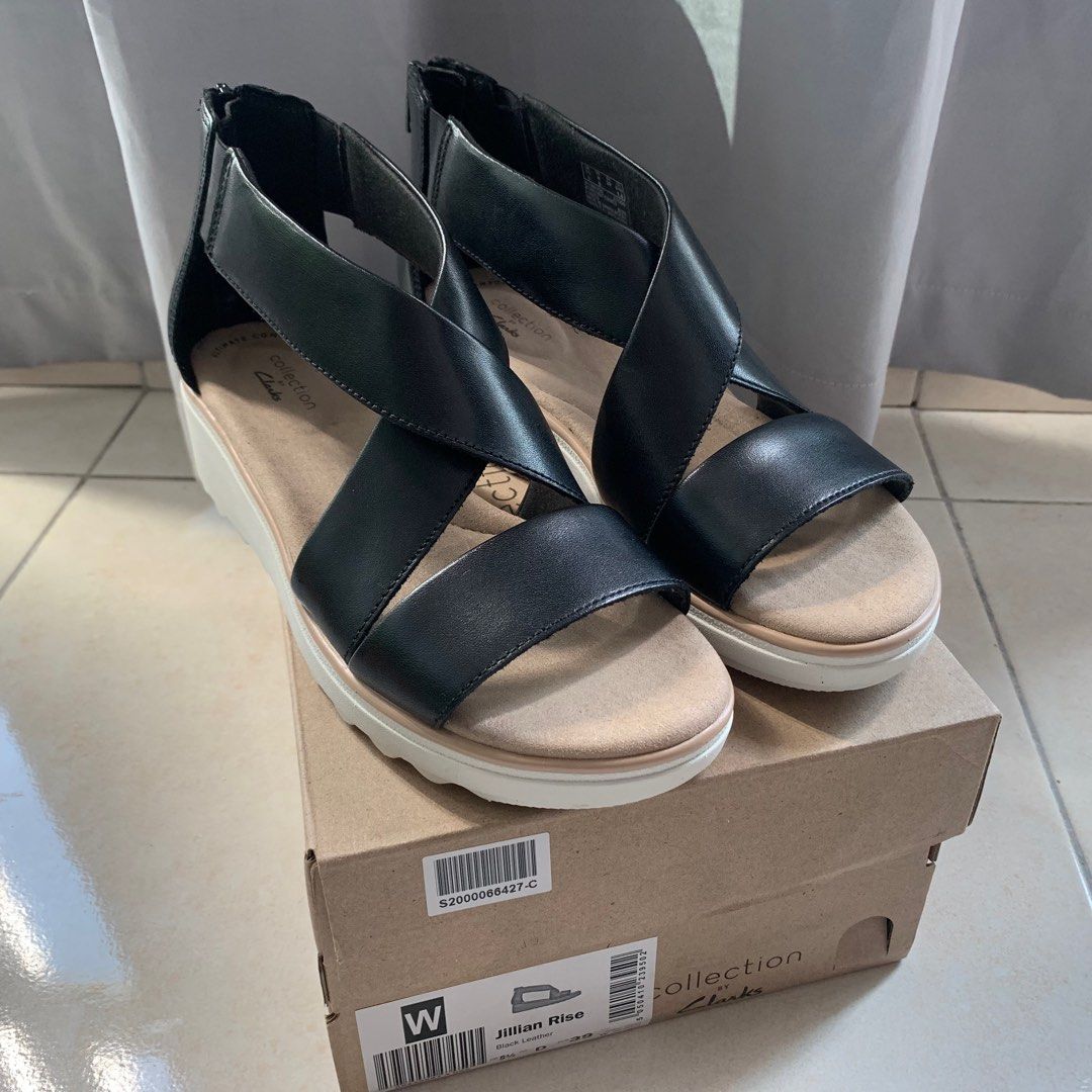 Clarks rise deals sandals