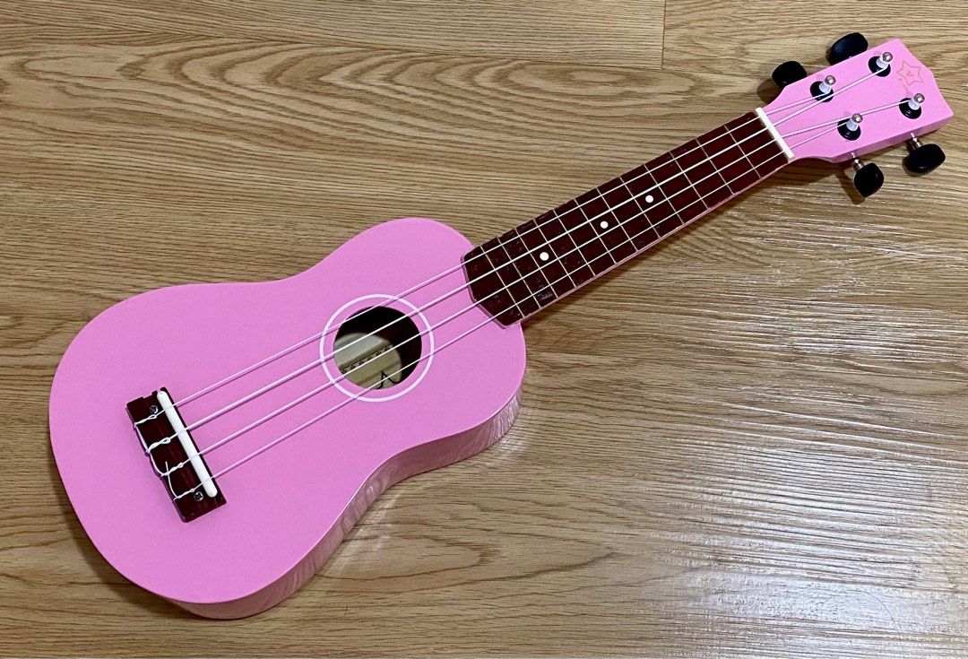 Ukulele, Hobbies & Toys, Music & Media, Musical Instruments on Carousell