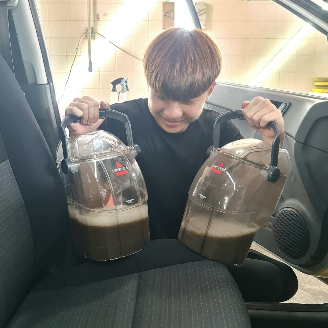 Extraction Water Vacuum Vomit Spillage Odour Disinfect Fumigation Steam Cleaning