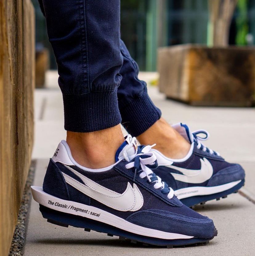 Nike x deals sacai waffle blue