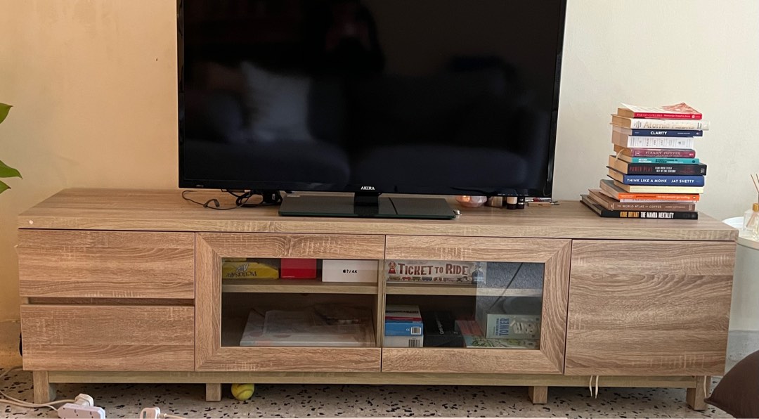 VHive Tv Console + Free Coffee table, Furniture & Home Living