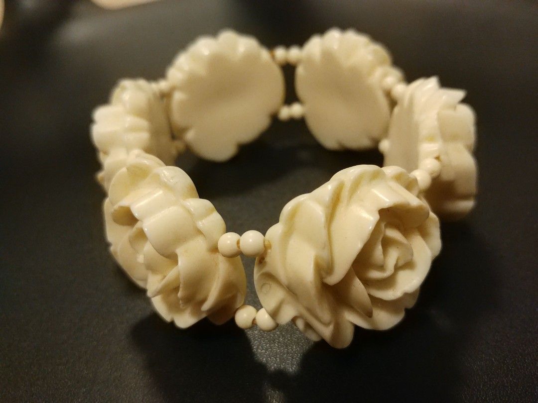 White sales plastic bracelet