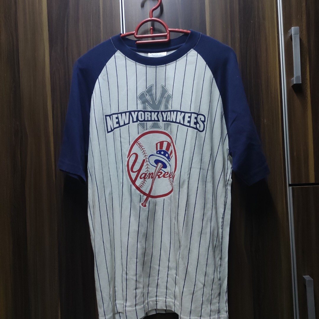 Yankees Yellow Jersey, Men's Fashion, Tops & Sets, Tshirts & Polo Shirts on  Carousell