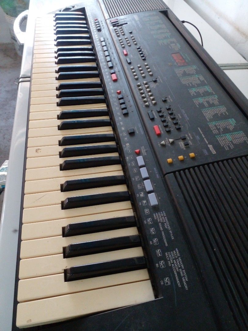 YAMAHA PSR 500 KEYBOARD / PIANO, Hobbies & Toys, Music & Media, Musical