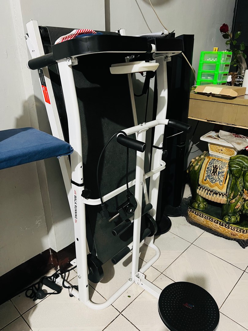 3 in 1 treadmill (not electric), Sports Equipment, Exercise & Fitness