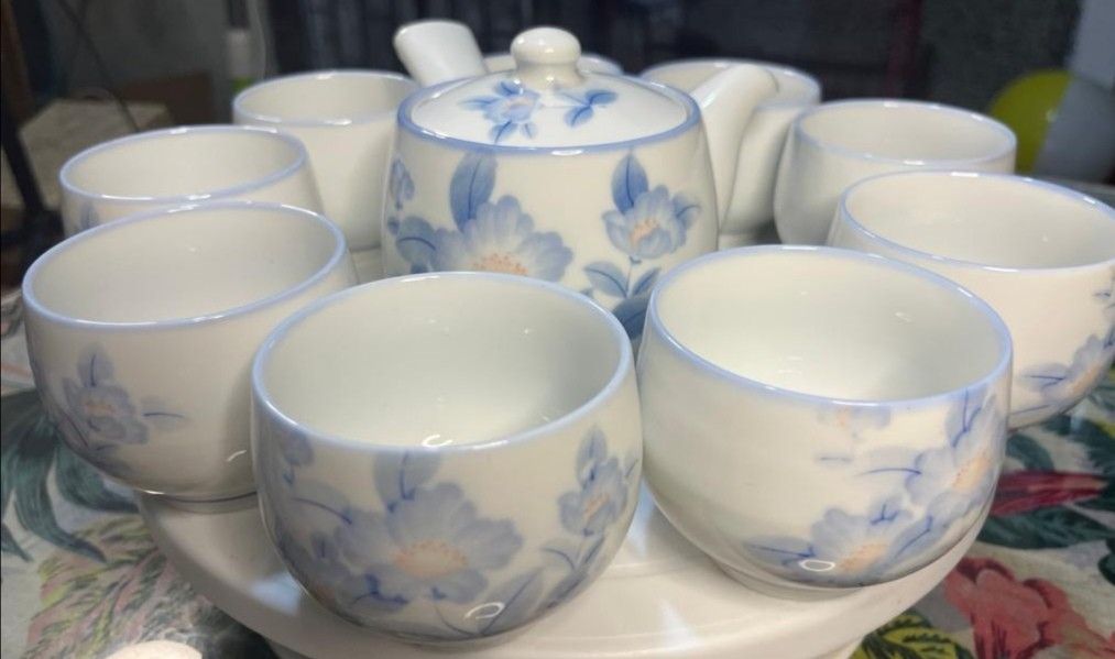 500PHP SET (Category: Coffee & Tea Tableware) located in Las Pinas. Submitted by vey21 (Listing ID 1237867440, Image 1). Description: We are now offering quality japan surplus products, new arrivals at its lowest price ❗sale❗sale❗sale❗ 500PHP SET only❗❤️❤️❤️ JAPAN ITEMS NEW ARRIVAL 🥰🥰🥰 SOBRANG GANDA NG MGA ITEMS LOCATION: Las Piñas NATIONWIDE SHIPPING # Pavevey Japan Surplus QUALITY JAPAN ITEMS AT LOWER PRICE ❤️.