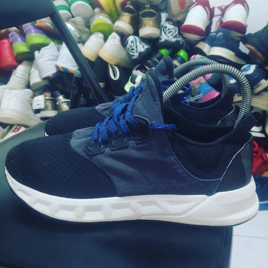 Adidas cheap falcon china