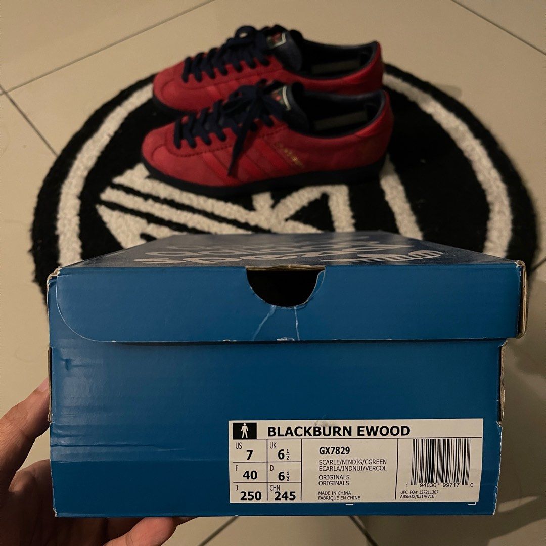 Adidas remembrance trainers store