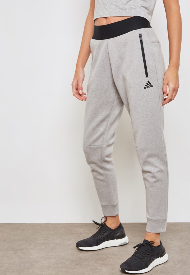 White adidas deals sweatpants womens