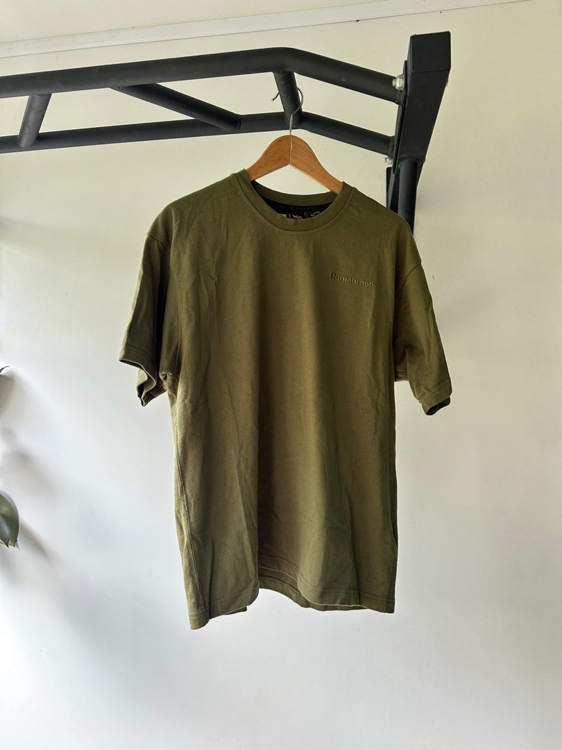ADIDAS X HUMANRACE BY PHARRELL WILLIAMS KHAKI BASICS TEE SHIRT M