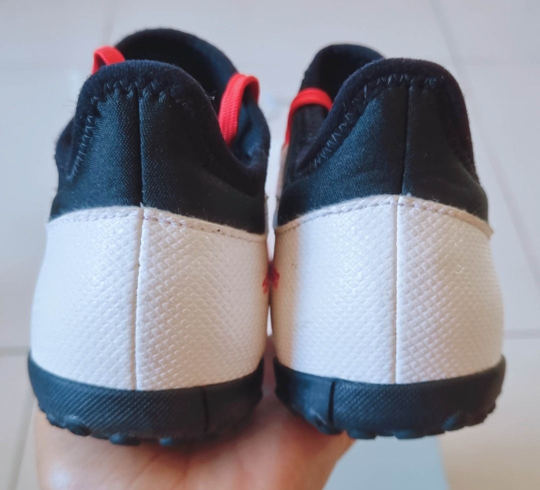 Adidas x tango 18.4 store childrens astro turf trainers