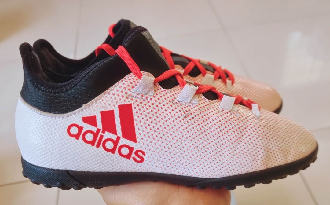 Adidas 17.3 2025 astro turf