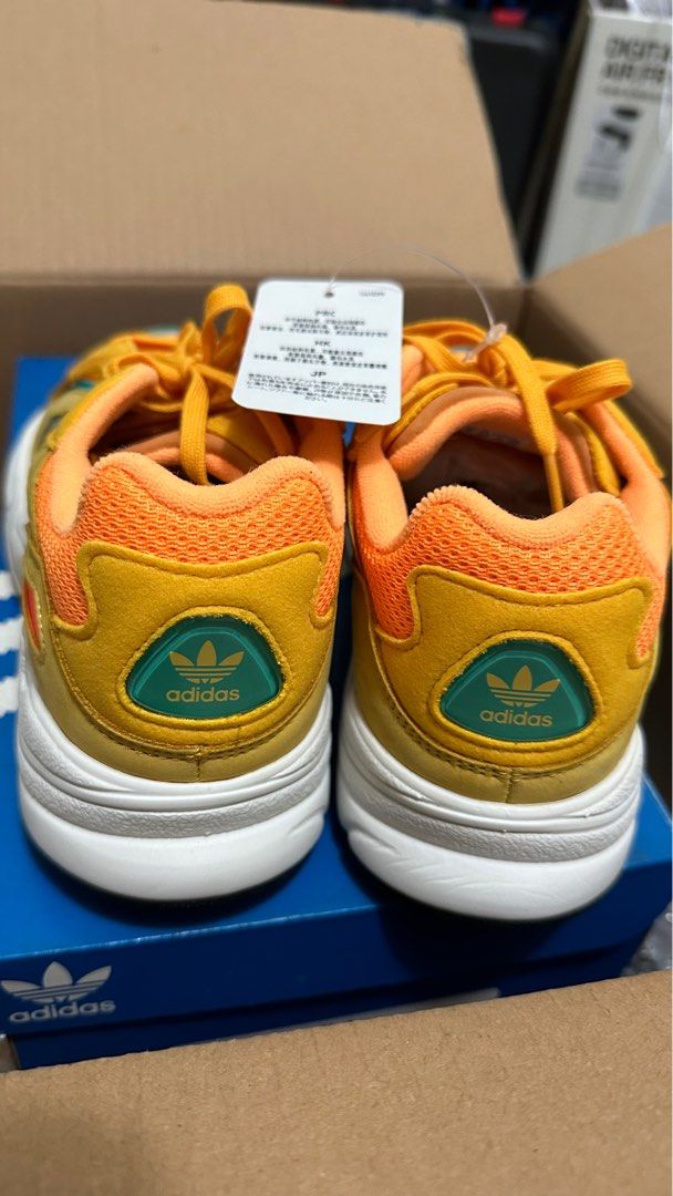 Adidas Yung 96 Chasm J, Fesyen Wanita, Sepatu di Carousell