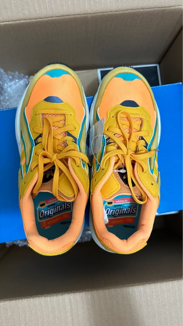 大人気✨Puma speed cat ballet 23.5cm シルバー Adidas Yung 96 Chasm J, Fesyen Wanita, Sepatu di Carousell