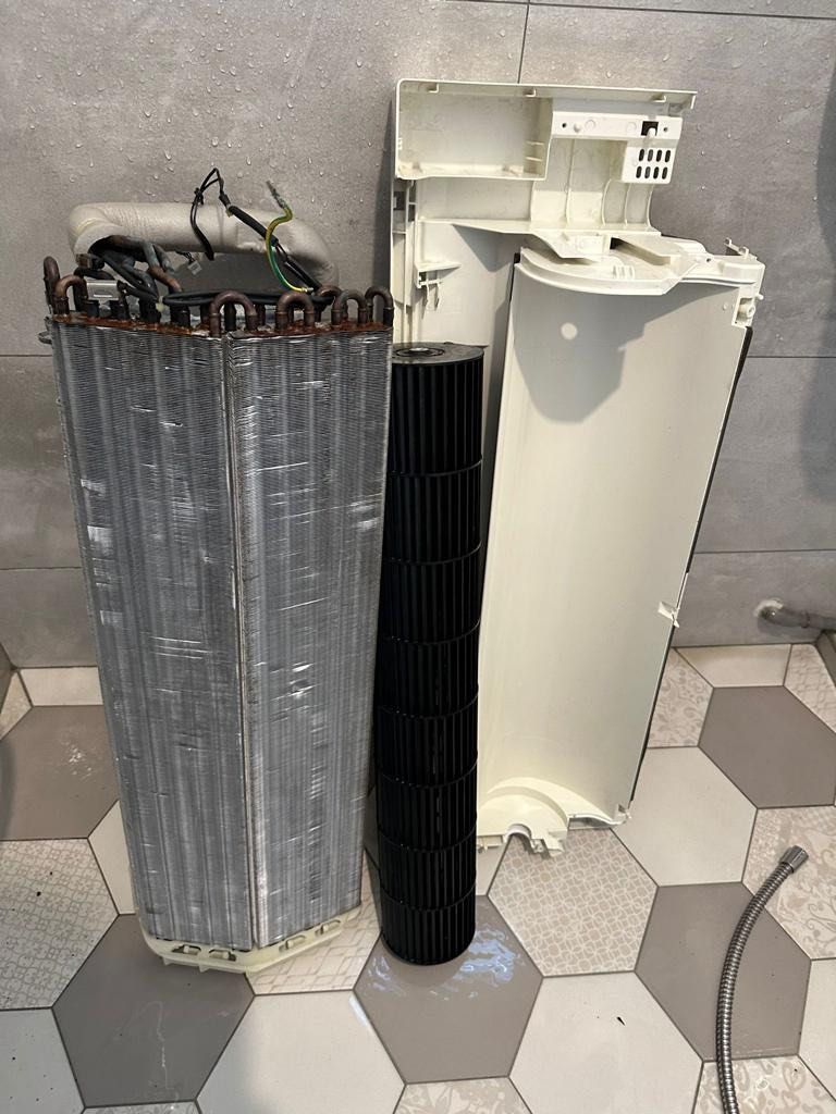 Aircon/Aircon servicing/ Aircon Chemical overhaul/ Home aircon repair