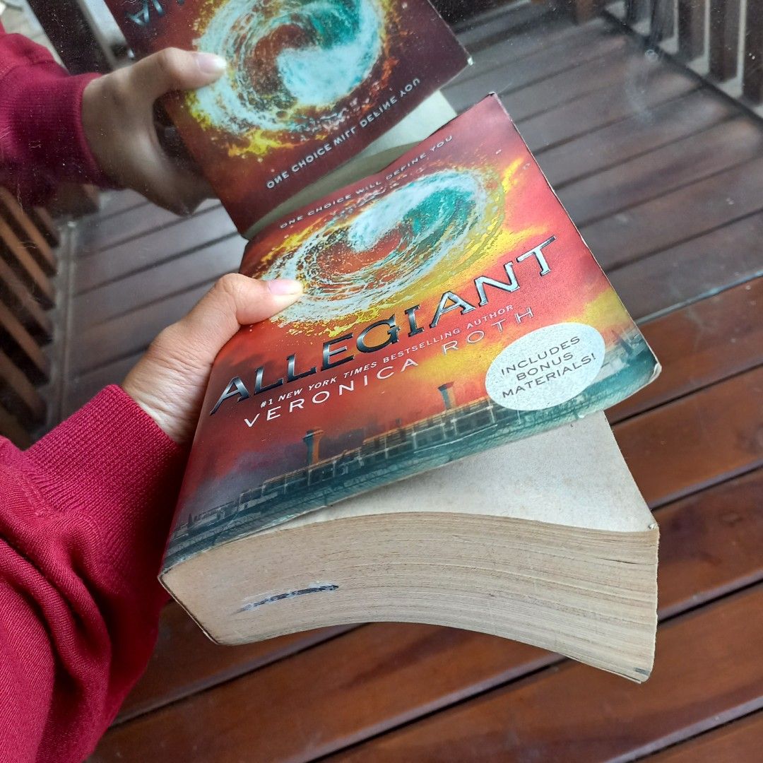 Allegiant English Novel (100 ori) on Carousell