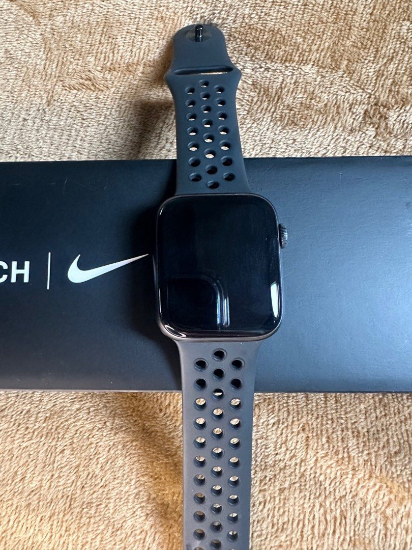 Apple Watch Nike Series 6 44mm Complete for sale or swap Mobile