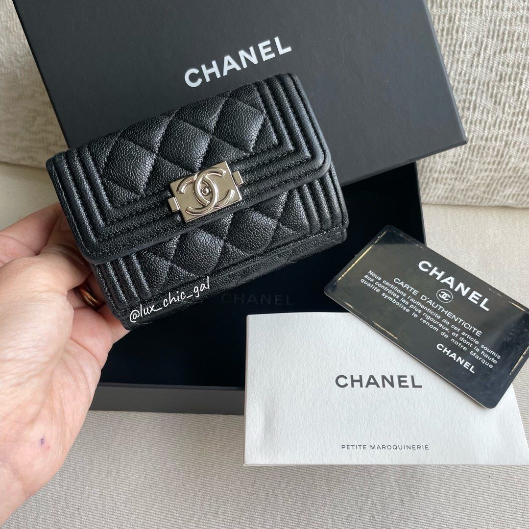 Chanel Classic Quilted Bifold Wallet in Black Quilted Lambskin with Silver  Hardware - SOLD