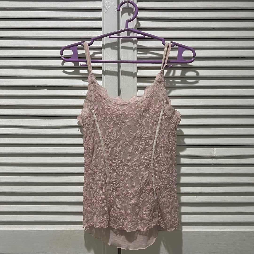 Baby Pink Lace Tank Top (Category: Sleeveless) located in Manila. Submitted by barefinds (Listing ID 1237789595, Image 1). Description: - size: xs to s - thrifted.