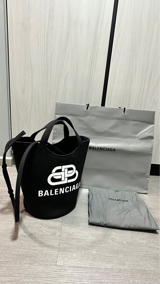 Designer Balenciaga Le Cagole Xs Le Cagole Bag With Adjustable Strap,  Crocodile Embossed Leather Crossbody For Women From Dicky0750lvbag, $107.48  | DHgate.Com