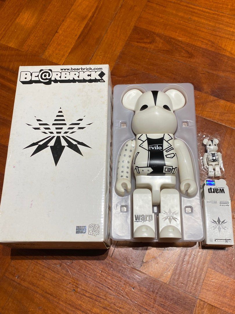 Bearbrick be@rbrick 400% 100%, 興趣及遊戲, 玩具& 遊戲類- Carousell