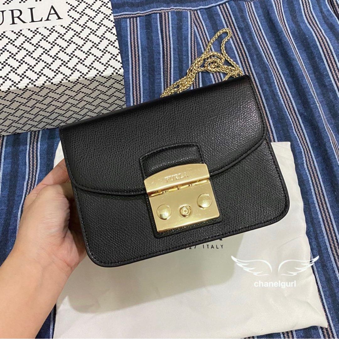 Furla sales metropolis black