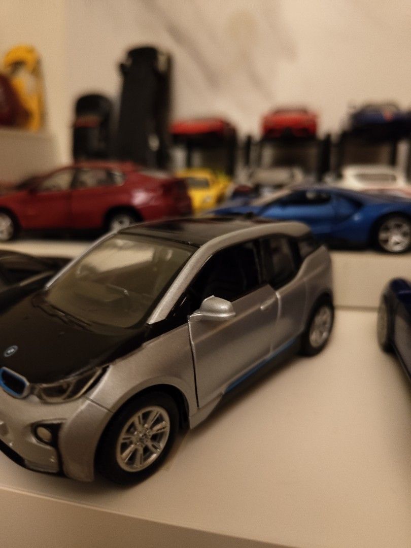 BMW i3 kinsmart new Hobbies Toys Collectibles Memorabilia