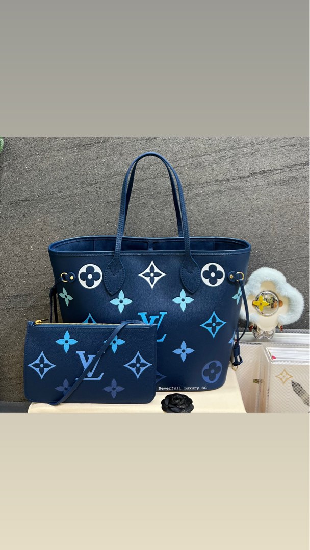 ✰BN below RP ✰Louis Vuitton Neverfull MM Gradient Blue Empreinte Monogram  Leather Bag