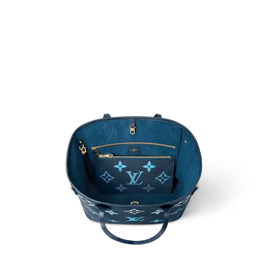 Neverfull patent leather handbag Louis Vuitton Blue in Patent leather -  33521724